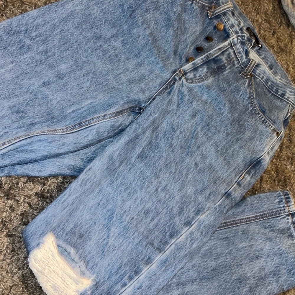 Straight legged jeans- Size One in jeans